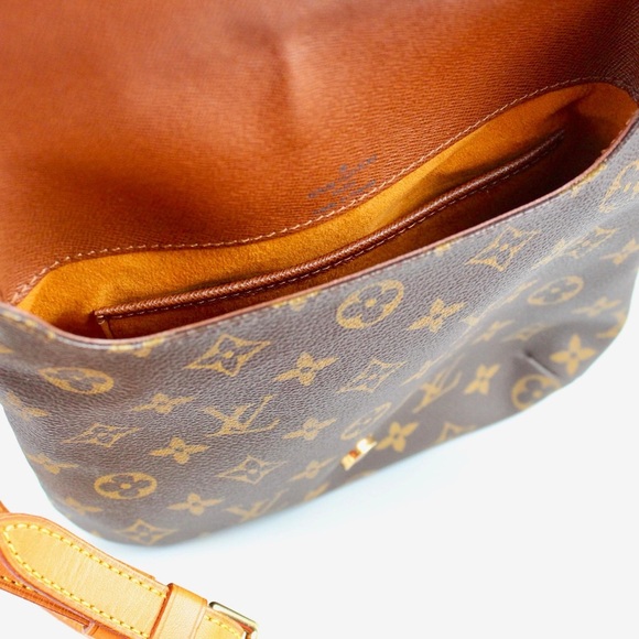 LV MONOGRAM MUSSETE - Picture 4 of 6